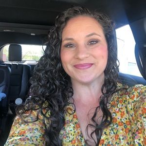 Meet your Posher, Lindsey